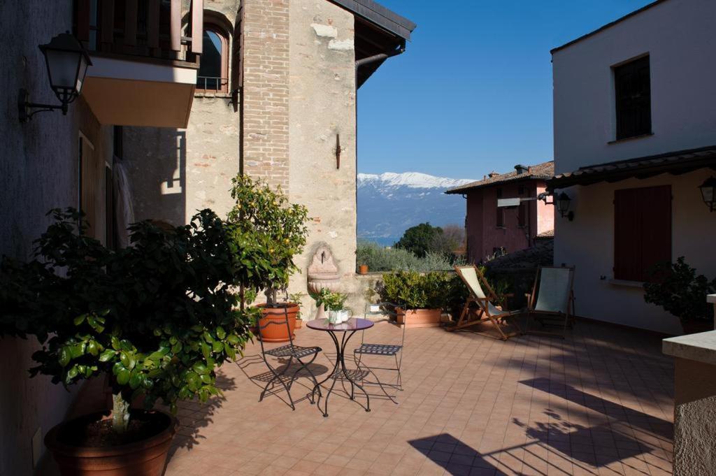 Albergo Cavallino 10 Toscolano Maderno Exterior foto